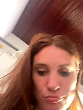 antojazminn online show from December 15, 6:23 pm