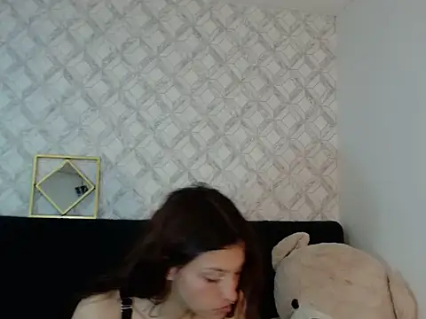 Emma-Wilson online show from November 28, 4:59 am