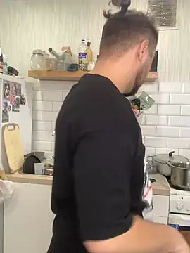 Snapshot of Pair_of_Gods_ chatting on February 12, 9:20 am Pair of Gods  online show from February 12, 9:20 am