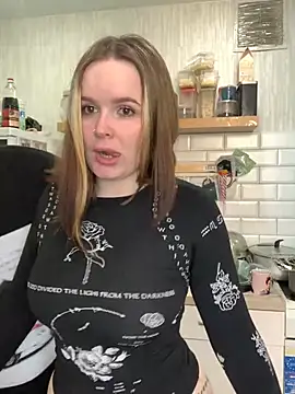 Snapshot of Pair_of_Gods_ chatting on February 13, 11:28 am Pair of Gods  online show from February 13, 11:28 am