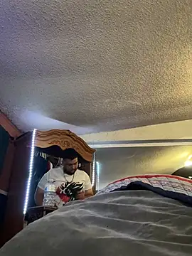 bigdickgio6923 online show from July 23, 12:46 am