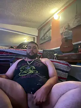 bigdickgio6923 online show from July 24, 11:58 pm