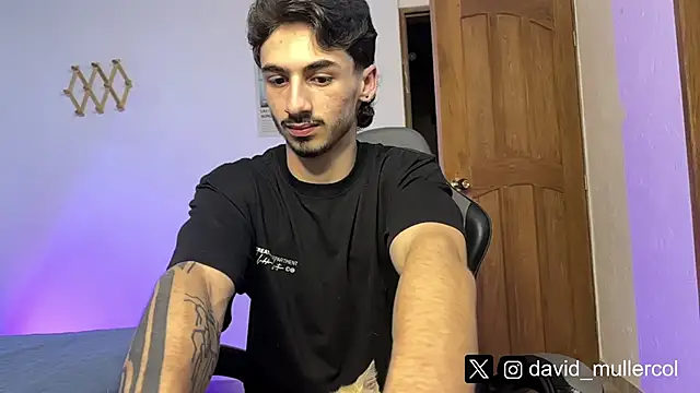 David Brown18 online show from February 21, 2:39 am