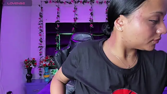 sweelanna   online show from February 25, 1:26 am