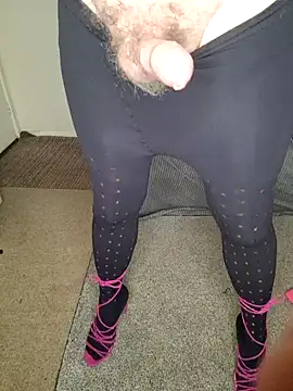 Snapshot of ellie-tv chatting on October 20, 8:48 am ellie-tv online show from October 20, 8:48 am