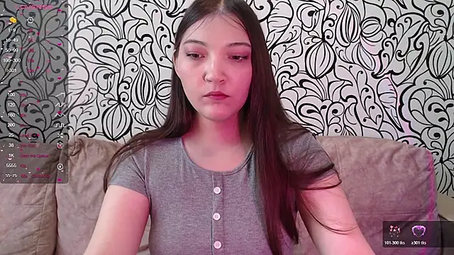 AlisaDevis online show from February 4, 11:38 am