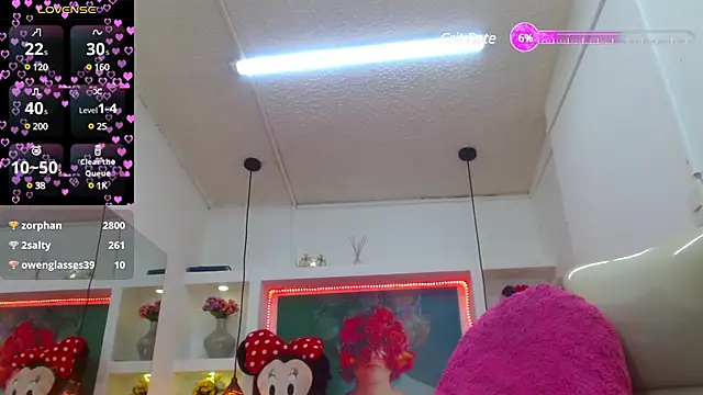 lorenapinto online show from February 24, 1:57 am