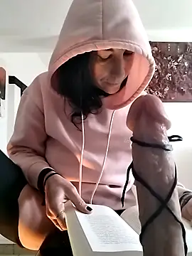 freyamoret online show from February 28, 2:31 pm