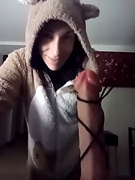 freyamoret online show from March 13, 3:54 am