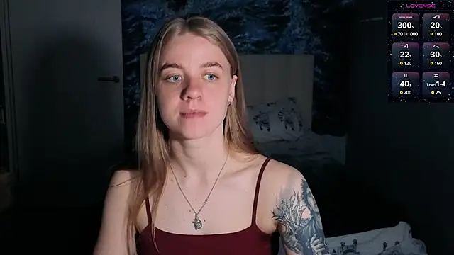 candy maggie online show from May 4, 6:48 pm