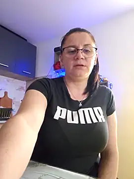 KristenVega online show from December 14, 1:49 pm