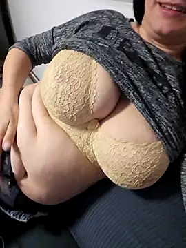 KristenVega online show from March 13, 8:15 pm