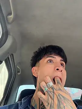  Tomy08calderon online show from March 27, 5:34 pm