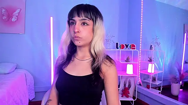 MaveParks  online show from September 29, 11:26 am