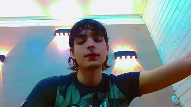 Snapshot of Sr_BonnyEthan chatting on November 24, 1:55 pm Sr BonnyEthan online show from November 24, 1:55 pm