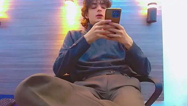 Sr BonnyEthan online show from March 21, 1:05 pm