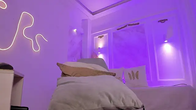 NastassjaCandy online show from March 22, 10:37 pm