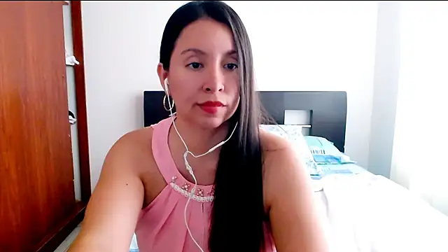 emely sexx20 online show from February 2, 6:42 pm