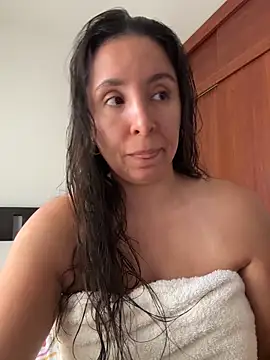 emely sexx20 online show from May 18, 6:03 pm