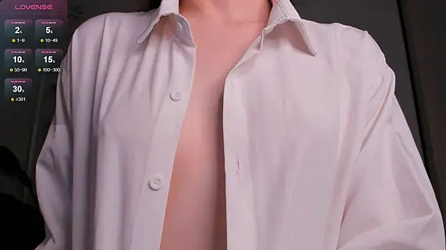 Snapshot of helen_ramsay chatting on March 16, 4:12 pm helen ramsay online show from March 16, 4:12 pm