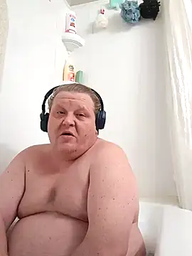 Snapshot of jrsexy83 chatting on February 11, 6:08 am jrsexy83 online show from February 11, 6:08 am