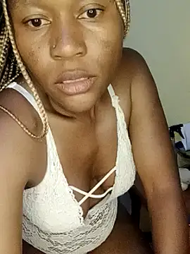 Mayah19 online show from February 25, 5:04 pm