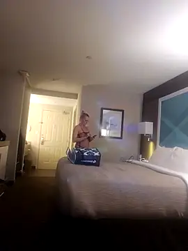 mollyfourtune online show from January 7, 4:26 am