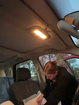 selenaluvv online show from January 13, 5:33 pm