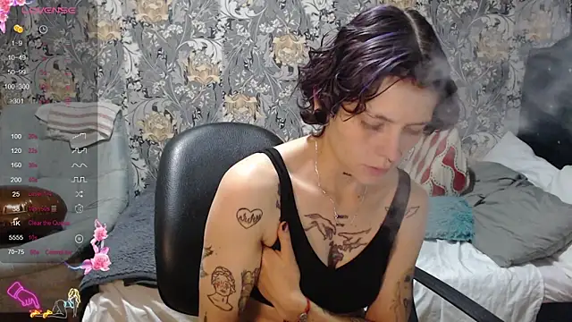 pretty cristal69 online show from June 2, 11:18 pm