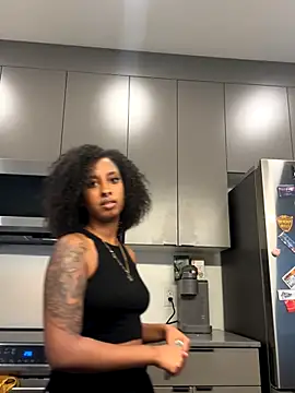 Your Paris online show from October 26, 11:42 pm