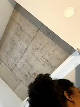 Your Paris online show from December 14, 5:29 pm