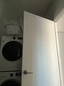 Your Paris online show from January 16, 9:08 pm