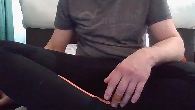 Snapshot of AnalLove1990 chatting on September 9, 11:15 pm AnalLove1990 online show from September 9, 11:15 pm