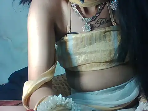 Snapshot of Honey_980 chatting on July 28, 9:03 pm Honey 980 online show from July 28, 9:03 pm