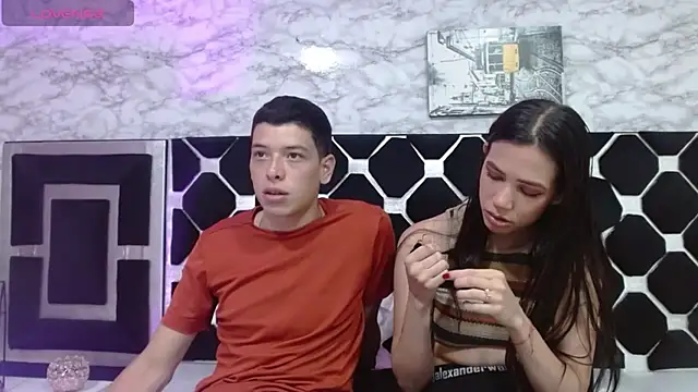 Dominate Alison online show from April 17, 1:36 pm