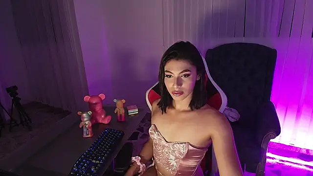 IsabelleFoxx  online show from January 5, 12:20 am