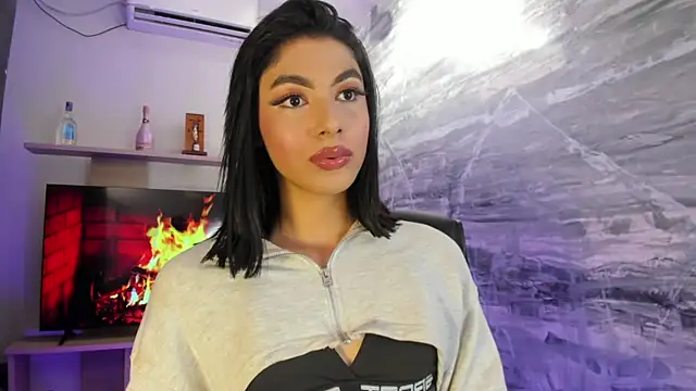 IsabelleFoxx  online show from January 11, 5:20 am