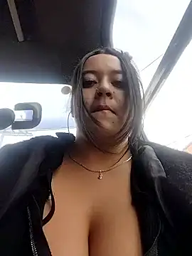 Cristal  04 online show from December 18, 6:58 pm