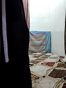 MohiniHott online show from November 11, 5:40 am