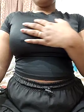 MohiniHott online show from February 3, 7:46 am