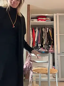 casalinga88 online show from October 28, 7:23 am