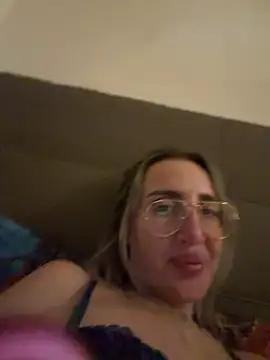 casalinga88 online show from February 20, 11:49 pm