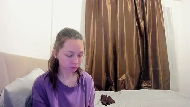 Snapshot of Adela_Vetta chatting on January 14, 3:39 pm Adela Vetta online show from January 14, 3:39 pm