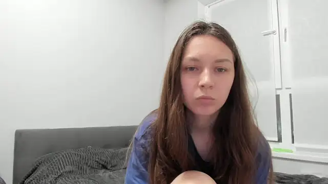 Snapshot of Adela_Vetta chatting on April 1, 4:59 pm Adela Vetta online show from April 1, 4:59 pm