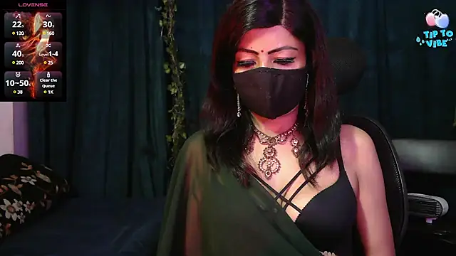 Snapshot of Aashiya- chatting on February 6, 10:10 pm Aashiya- online show from February 6, 10:10 pm