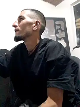 Snapshot of elgoguexxx chatting on December 19, 3:24 am elgoguexxx online show from December 19, 3:24 am