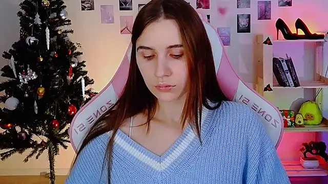 AliceCharmy online show from December 19, 12:01 pm