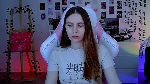 AliceCharmy online show from October 19, 6:25 am