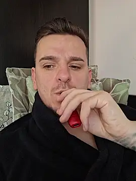 Huge cock22cm online show from February 11, 8:08 am