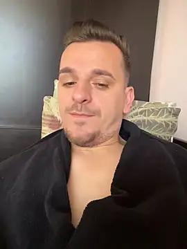 Huge cock22cm online show from May 30, 7:49 am